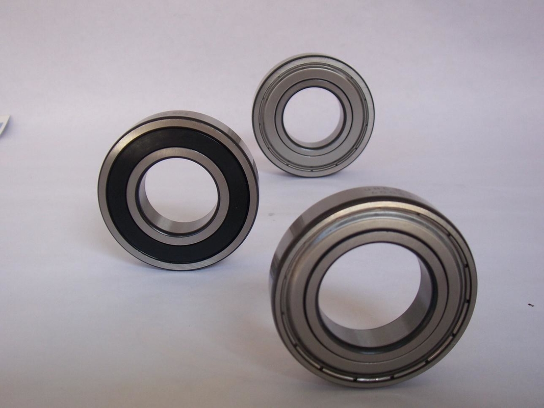 1-2 mm Boringsgrootte Laag geluid Hoge snelheid Diepgroefballager 6203 6204